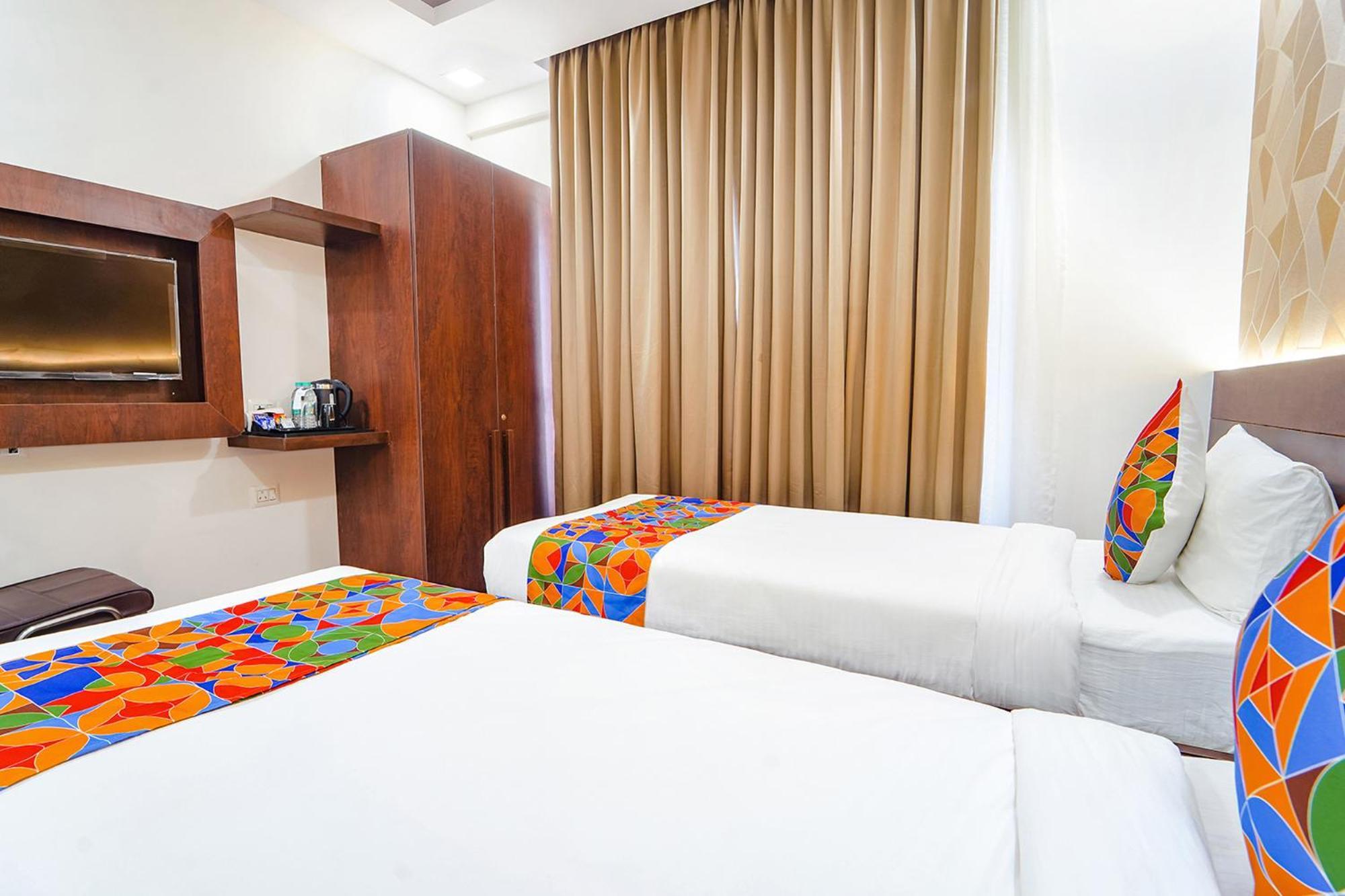 Fabhotel Ellegant Inn Bangalore Extérieur photo