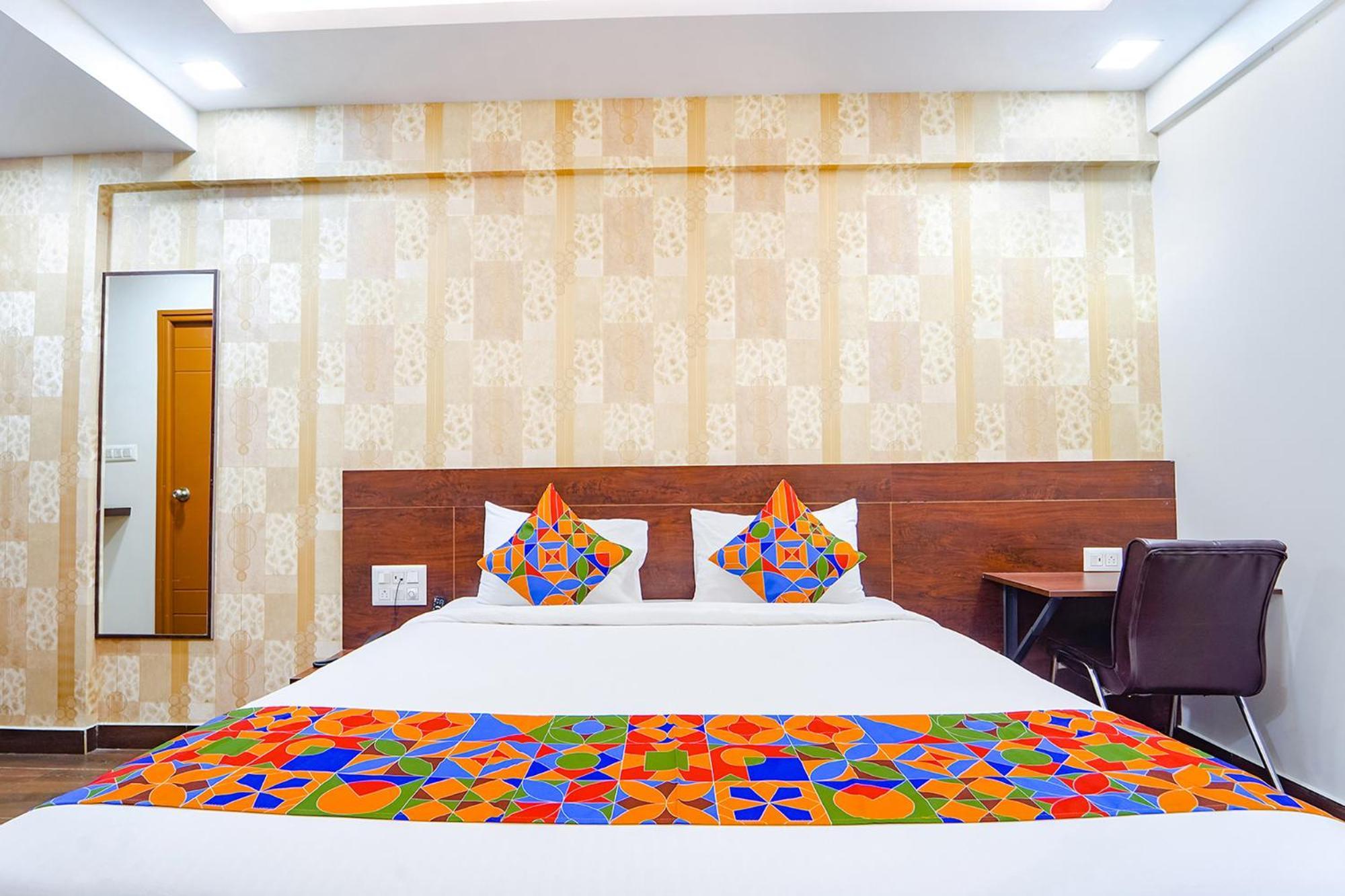 Fabhotel Ellegant Inn Bangalore Extérieur photo